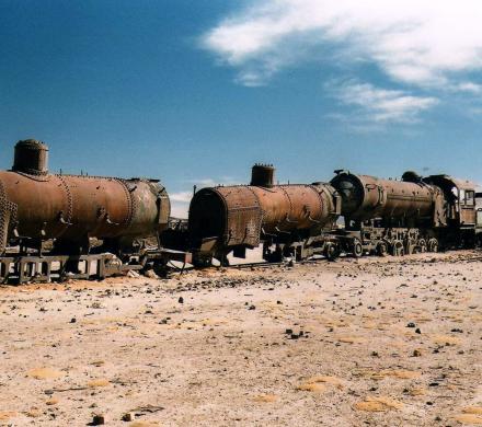 2 days and 1 night Tour Red Lagoon - Uyuni Salt Flats